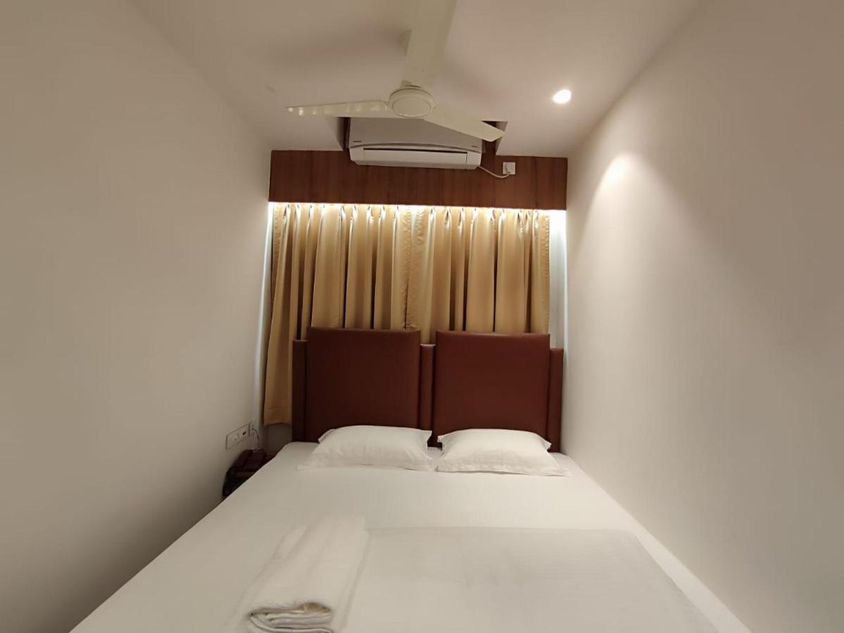 Staymaker Hotel Mohan Palace Baharampur Exteriér fotografie